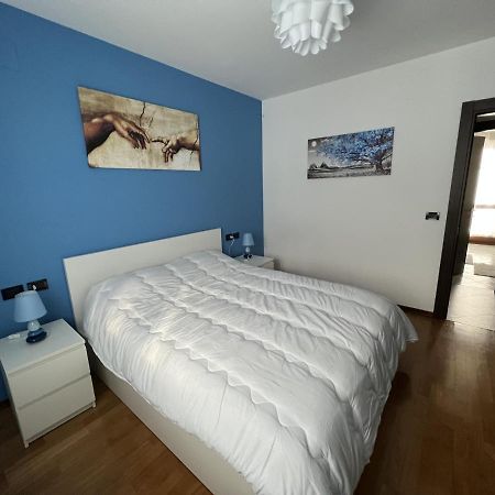 Casa Palmi - Appartamento In Villa Aosta Exteriör bild